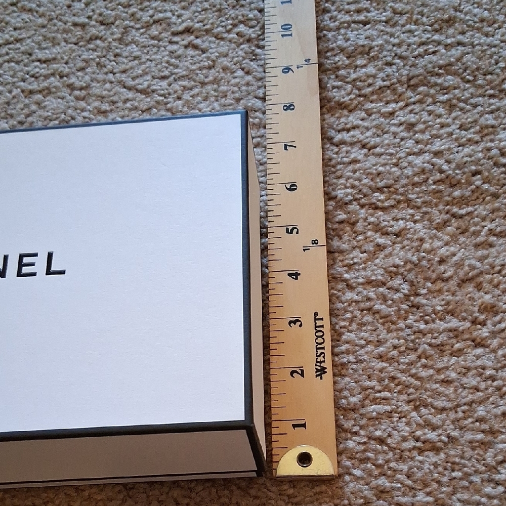 Authentic CHANEL White Box with Black Logo And Chanel Logo Pouch - Picture 10 of 11